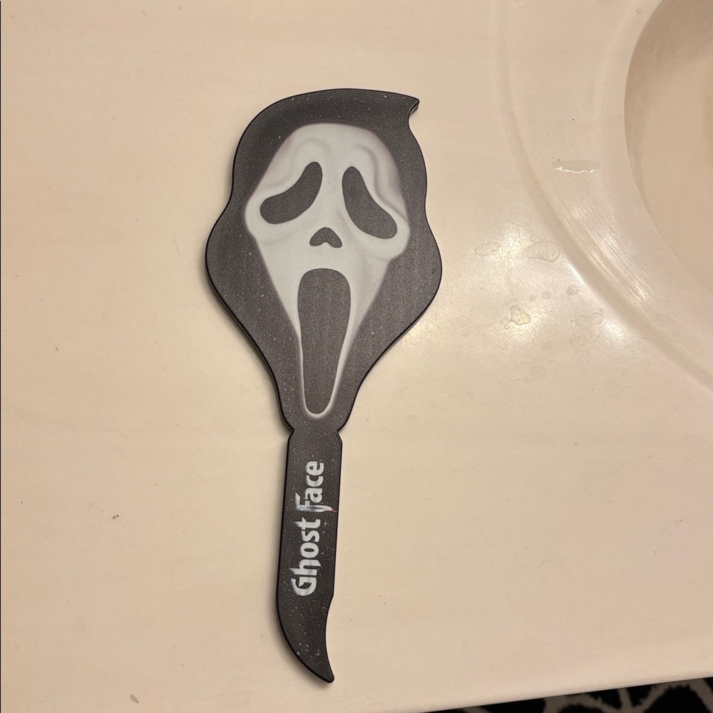 Ghostface glamlite mirror
